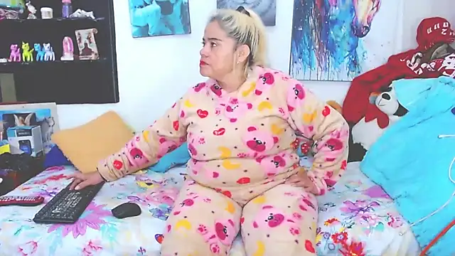 estrellita fugaz16x online show from February 2025 02:34:01 AM