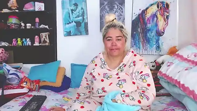 estrellita fugaz16x online show from February 2025 12:51:02 PM