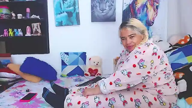 estrellita fugaz16x online show from March 2025 03:19:01 AM