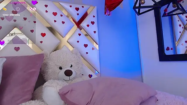 Snapshot of BeckyAnders chatting on January 2025 11:35:01 AM BeckyAnders online show from January 2025 11:35:01 AM