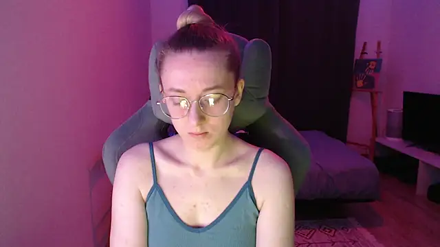 Snapshot of AnabelFrel chatting on November 2025 01:15:01 AM AnabelFrel online show from November 2025 01:15:01 AM