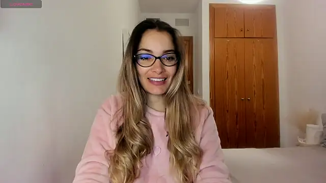 NiaStone online show from January 2025 06:21:01 AM