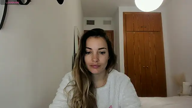 NiaStone online show from January 2025 06:52:01 AM