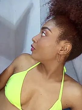 thaimy  online show from December 2025 02:28:01 AM