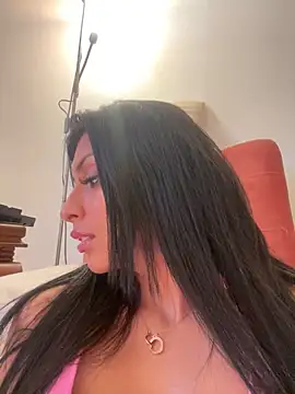 Snapshot of sweetAli_ chatting on February 2025 12:51:02 PM sweetAli online show from February 2025 12:51:02 PM