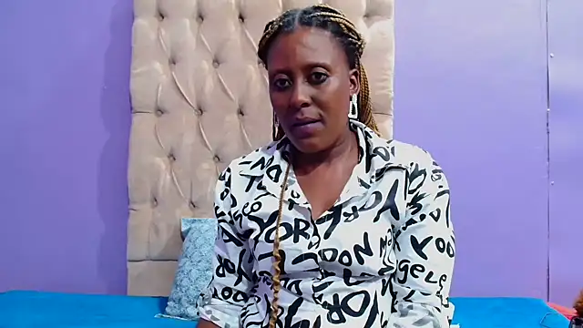 SLUTYLISA online show from November 2025 11:58:02 PM