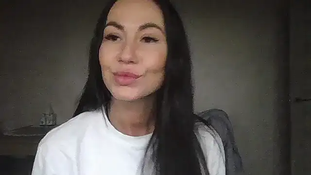 JulianaGold1 online show from January 2025 04:23:02 PM