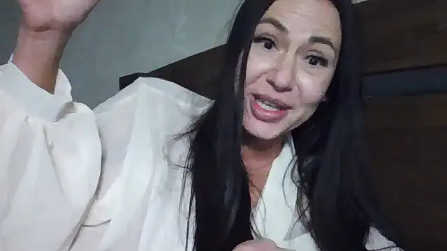 JulianaGold1 online show from February 2025 11:26:01 PM