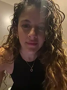 Snapshot of alana15 chatting on December 2024 07:43:01 PM alana15 online show from December 2024 07:43:01 PM