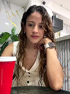 alana15 online show from October 2025 09:37:01 PM