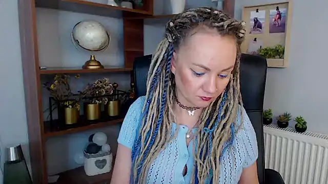 Snapshot of KayaMagic chatting on January 2025 05:37:02 PM KayaMagic online show from January 2025 05:37:02 PM