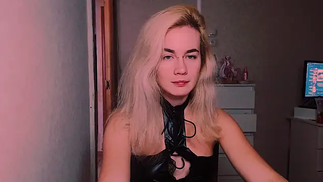 xxxcharismaaa online show from November 2025 07:02:02 PM