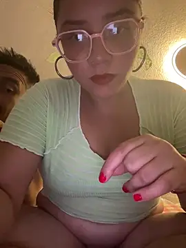 Vivi Kvsh online show from February 2026 09:52:02 PM