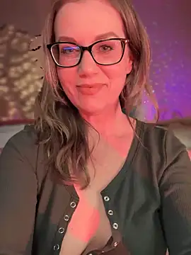 MaiseKnox online show from March 2025 12:31:01 AM