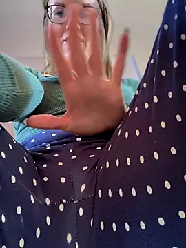 MaiseKnox online show from October 2025 10:50:01 PM