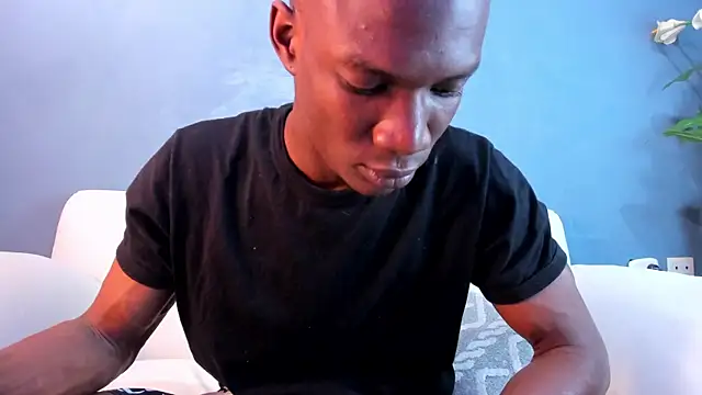 Snapshot of martin_killer chatting on January 2025 01:21:02 AM martin killer online show from January 2025 01:21:02 AM