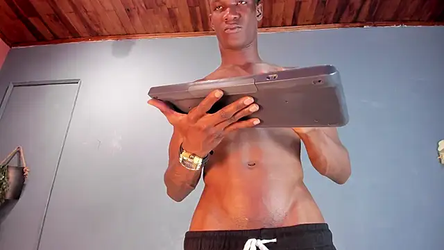 Snapshot of martin_killer chatting on January 2025 01:31:01 AM martin killer online show from January 2025 01:31:01 AM