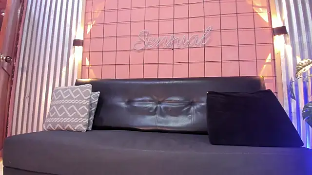 Snapshot of martin_killer chatting on March 2025 07:42:02 PM martin killer online show from March 2025 07:42:02 PM