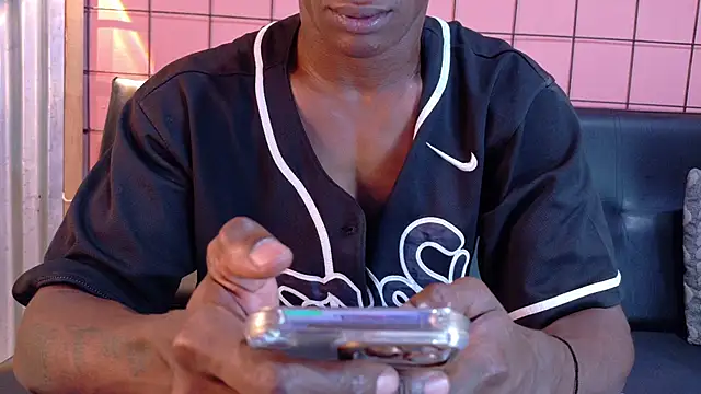 Snapshot of martin_killer chatting on September 2025 01:20:01 AM martin killer online show from September 2025 01:20:01 AM