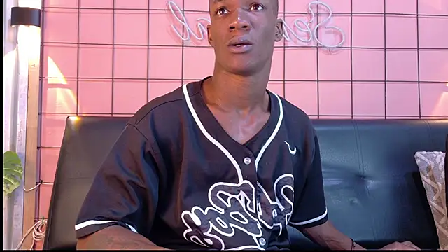 Snapshot of martin_killer chatting on October 2025 01:06:02 AM martin killer online show from October 2025 01:06:02 AM