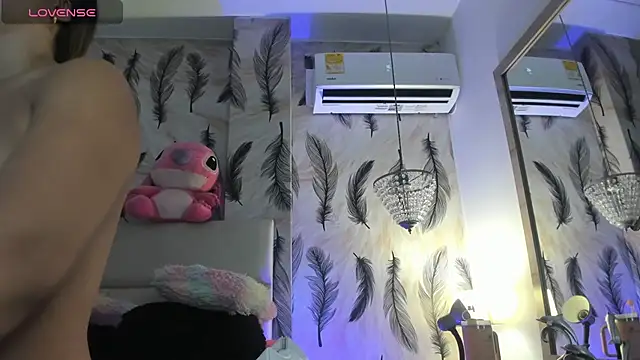 Vivi prinncess online show from October 2025 11:27:02 PM