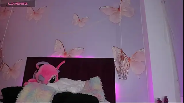 Vivi prinncess online show from March 2026 12:28:01 AM