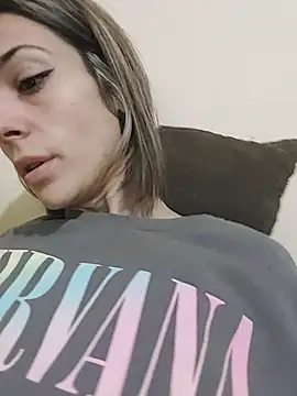 JoLeNe27 online show from December 2025 05:37:02 AM