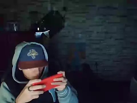 yefersonsijajaj online show from November 2025 04:50:02 AM