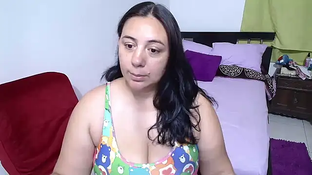 Snapshot of sexxy_ticki chatting on December 2024 12:12:01 AM sexxy ticki online show from December 2024 12:12:01 AM