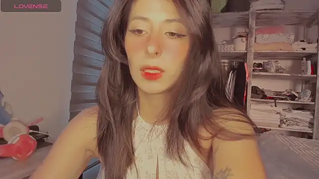 Snapshot of VYONED chatting on November 2025 12:11:02 AM VYONED online show from November 2025 12:11:02 AM