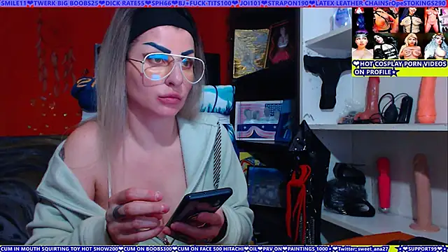 cuminmenowbbyx online show from April 2026 05:06:01 PM