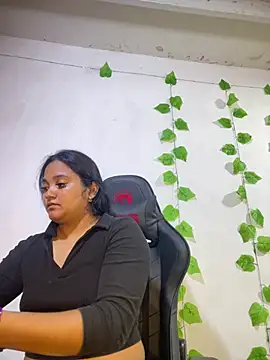 shayna all online show from March 2026 06:25:02 PM