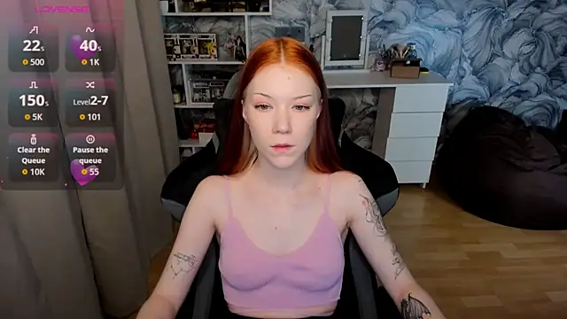 Snapshot of litl_Mia chatting on October 2025 04:42:01 PM litl Mia online show from October 2025 04:42:01 PM