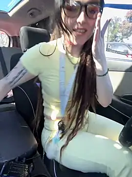 BlaizeyBBy online show from October 2025 10:40:01 PM