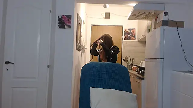 Snapshot of simyhvn chatting on February 2025 05:12:01 AM simyhvn online show from February 2025 05:12:01 AM