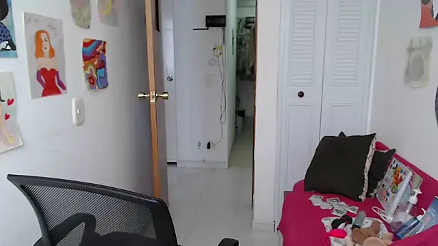 Snapshot of soynanabela28 chatting on November 2025 05:14:01 PM soynanabela28 online show from November 2025 05:14:01 PM