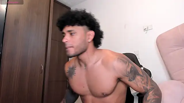 Alessandro Vanni online show from December 2024 03:22:01 PM