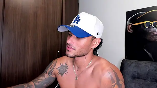 Alessandro Vanni online show from March 2025 09:12:02 AM