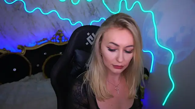 Snapshot of GraceCandy chatting on March 2025 12:15:02 AM GraceCandy online show from March 2025 12:15:02 AM