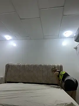 maymercy online show from December 2025 04:27:01 PM