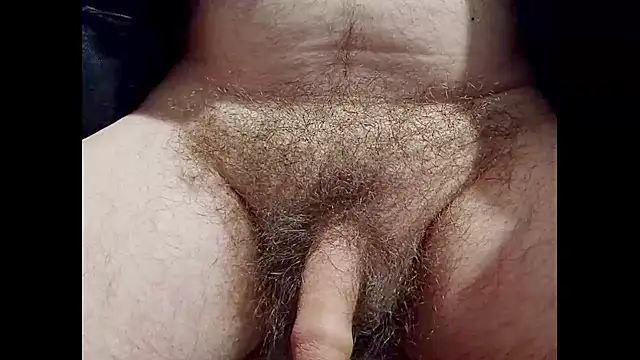 Snapshot of hairyuncut00 chatting on December 2024 02:57:01 AM hairyuncut00 online show from December 2024 02:57:01 AM
