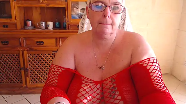 MISS LINDAH online show from February 2025 09:49:01 AM