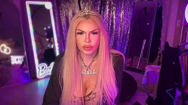 Snapshot of bimbotwerkqueen chatting on January 2025 02:03:01 AM bimbotwerkqueen online show from January 2025 02:03:01 AM