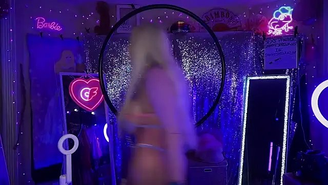 Snapshot of bimbotwerkqueen chatting on March 2025 02:14:02 AM bimbotwerkqueen online show from March 2025 02:14:02 AM