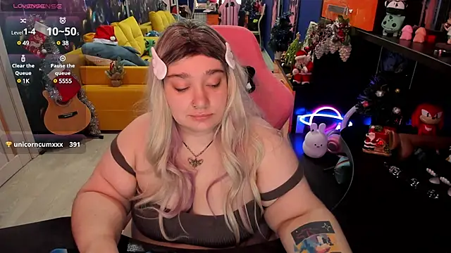Softie Sofy online show from December 2024 05:27:02 AM