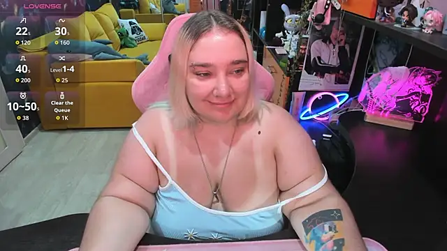 Softie Sofy online show from July 2026 01:52:02 AM