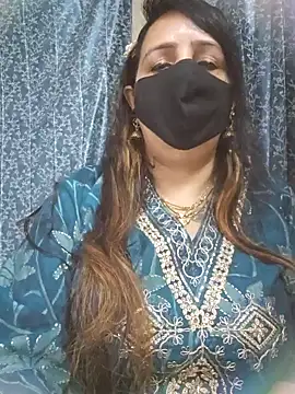 Snapshot of cute-tanvi chatting on February 2025 01:55:02 AM cute-tanvi online show from February 2025 01:55:02 AM