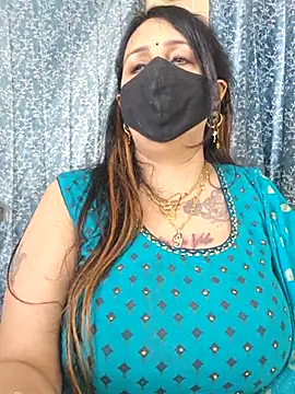 Snapshot of cute-tanvi chatting on February 2025 07:43:01 AM cute-tanvi online show from February 2025 07:43:01 AM