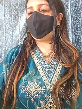 Snapshot of cute-tanvi chatting on February 2025 05:23:01 AM cute-tanvi online show from February 2025 05:23:01 AM