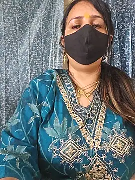 Snapshot of cute-tanvi chatting on February 2025 08:29:02 AM cute-tanvi online show from February 2025 08:29:02 AM
